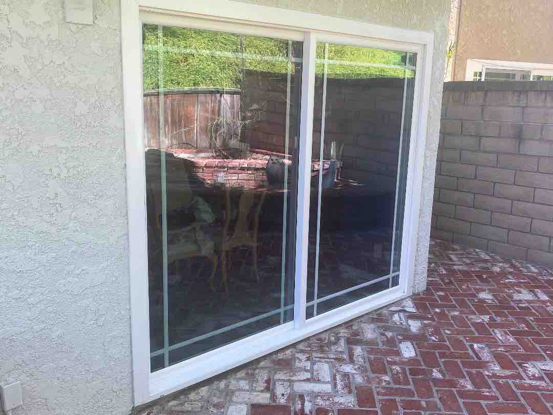 White Vinyl Patio Sliding Glass Door